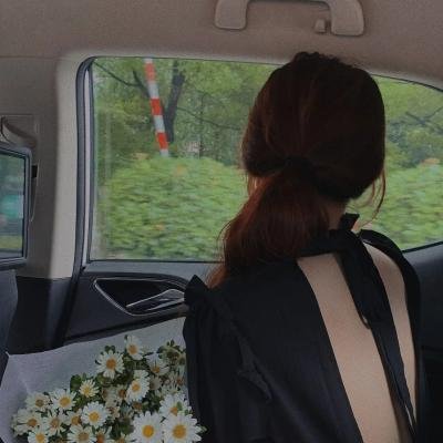 女兵报到